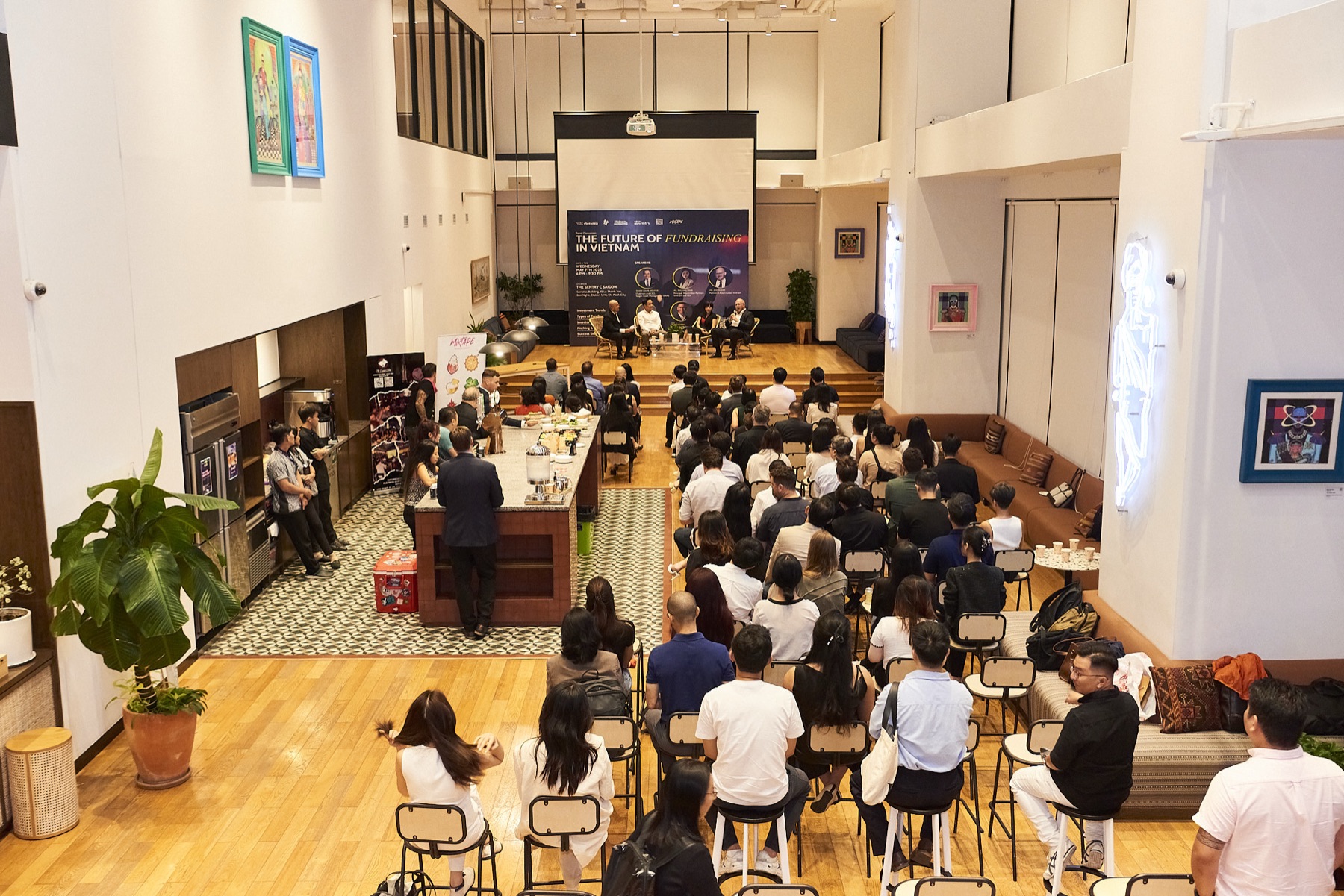 A packed panel audience